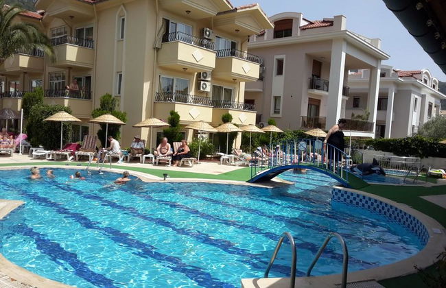 Sahin Palace Apartment - Photo 11