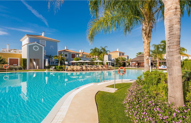 Cortijo Del Mar Resort - Photo 33