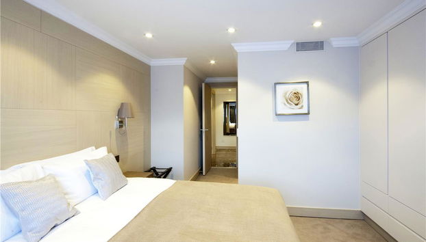 Claverley Court Apartments - Foto 2