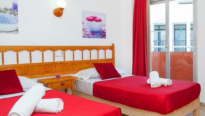 Apartamentos Puet - Photo 1