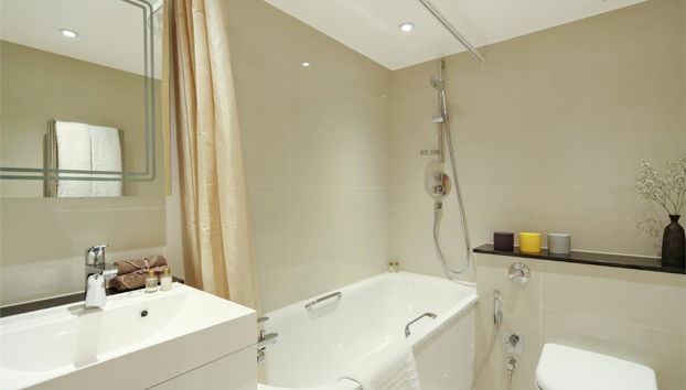 Queensgate Court Apartments - Foto 2