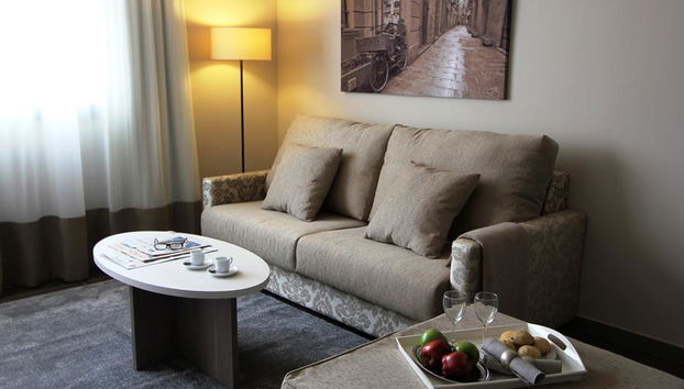 Pierre & Vacances Barcelona Sants - Foto 4