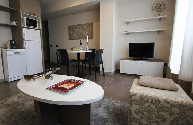 Pierre & Vacances Barcelona Sants - Photo 9