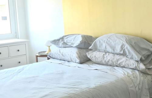 AC in the bedrooms, near the river, spacious - Foto 16