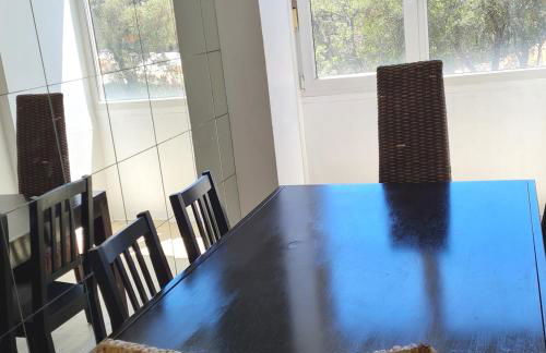 AC in the bedrooms, near the river, spacious - Foto 14