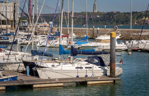 Stunning Boat 2 BEDROOMS, WC, high ceiling - Foto 10