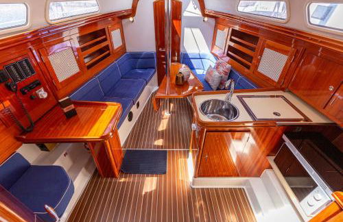 Stunning Boat 2 BEDROOMS, WC, high ceiling - Foto 12