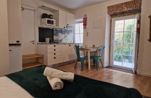 Classic Lisbon Homes: Bright & Central in Belém - Foto 12