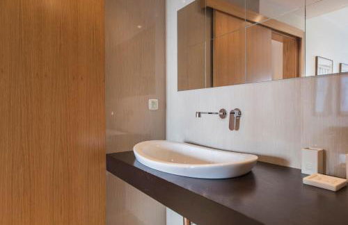 2 Bedroom Belem Wonder by LovelyStay - Foto 20