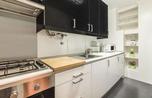 Duque's Cozy Retreat at Historical Lisbon - Foto 31