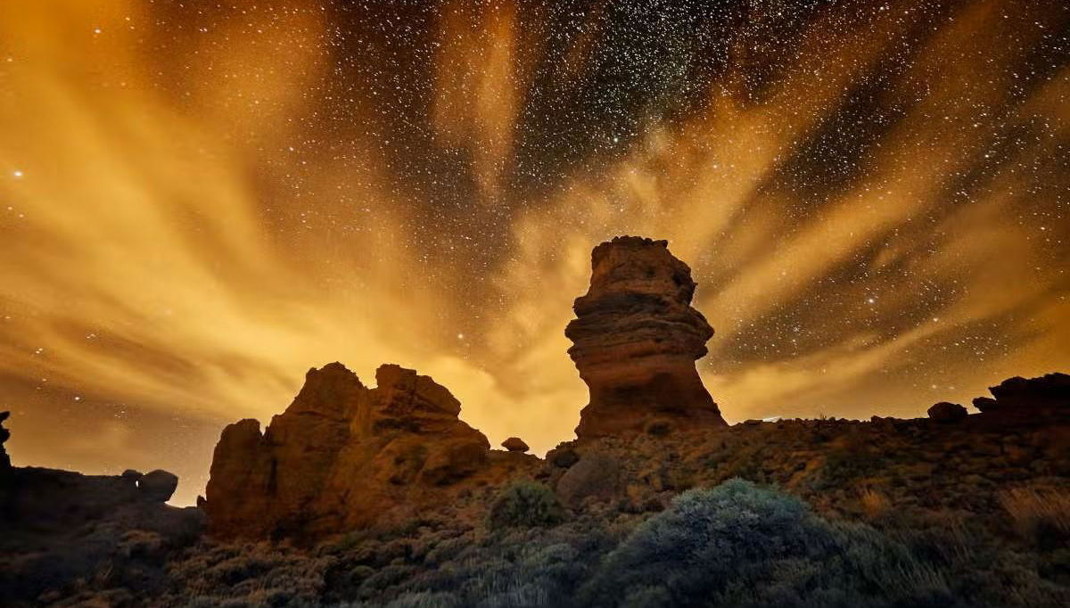 Senderismo nocturno por las Cañadas del Teide - Foto 1