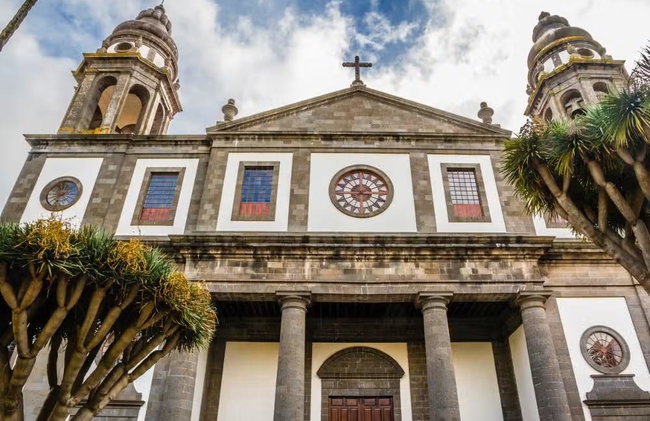 Santa Cruz, La Laguna & Anaga Excursion - Photo 4