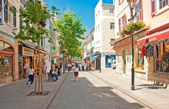 Tour de compras por Gibraltar desde Torremolinos - Foto 4