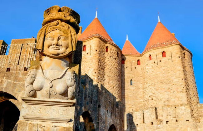Visita guiada por el castillo y murallas de Carcasona - Foto 2