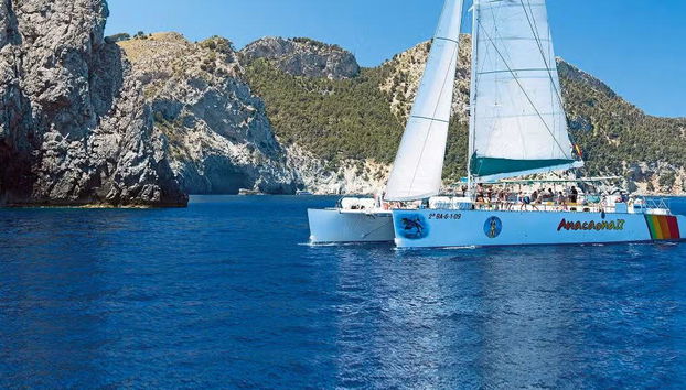 Paseo en catamarán por la bahía de Alcudia - Foto 2