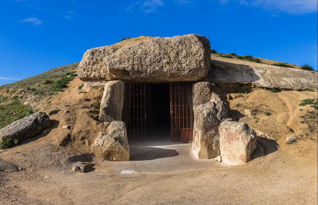 Excursão aos Dólmens de Antequera e El Torcal - Foto 2