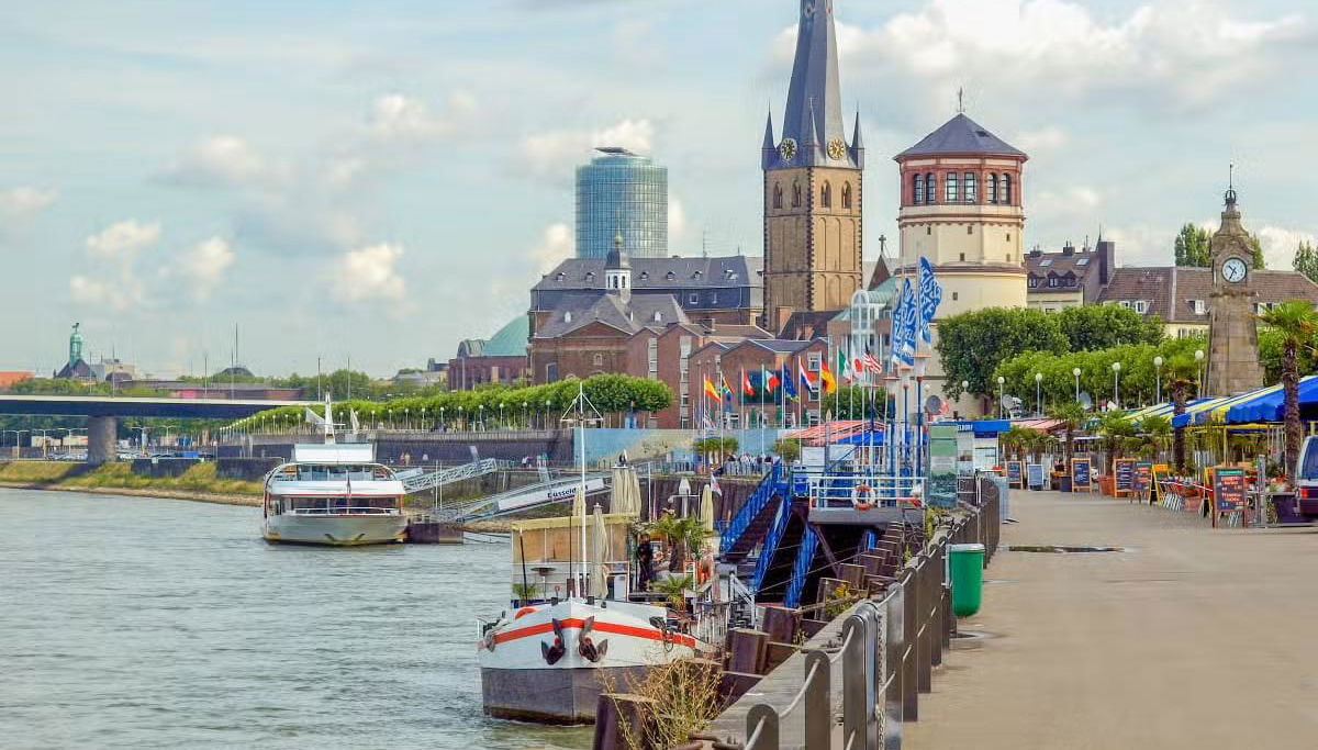 Paseo en barco por Düsseldorf - Foto 1