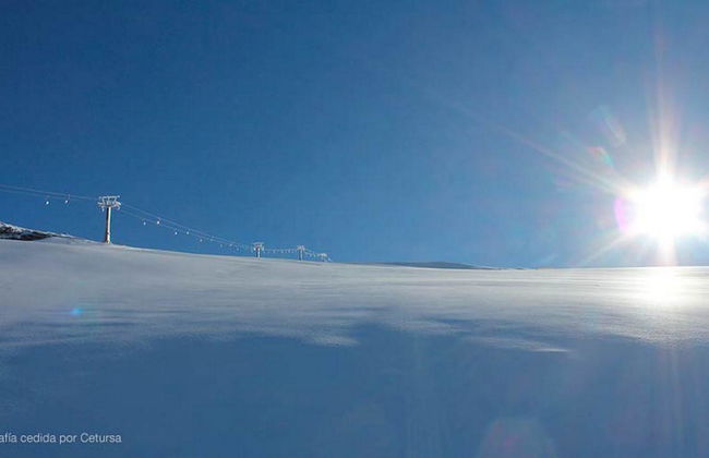 Alquiler de material de esquí y snowboard en Sierra Nevada - Foto 9