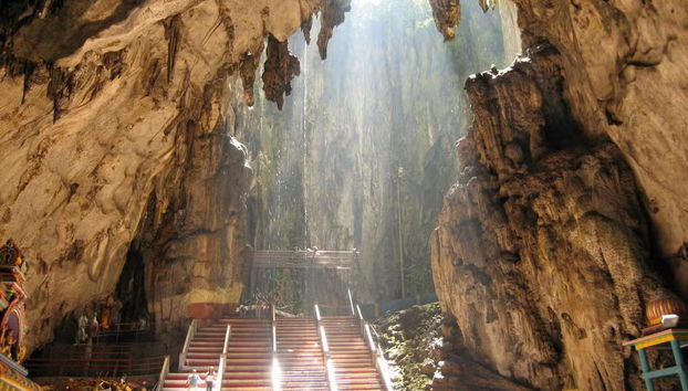 Batu Caves Day Trip - Photo 3