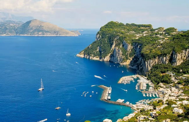 Escursione a Capri in barca - Foto 5