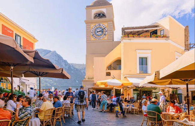 Escursione a Capri in barca - Foto 8