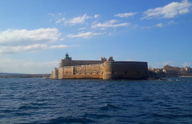Ortigia & Plemmirio Natural Reserve Boat Trip - Photo 5