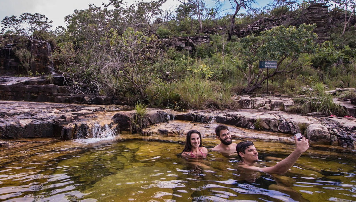 Senderismo por las Cascadas dos Dragões - Foto 1