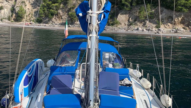 Paseo en velero por la costa de Sorrento - Foto 2