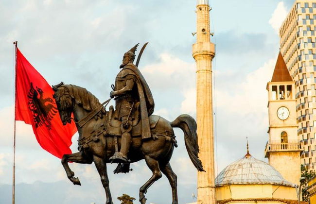Willkommen in Tirana - Rundgang mit Burg und Museen - Foto 2