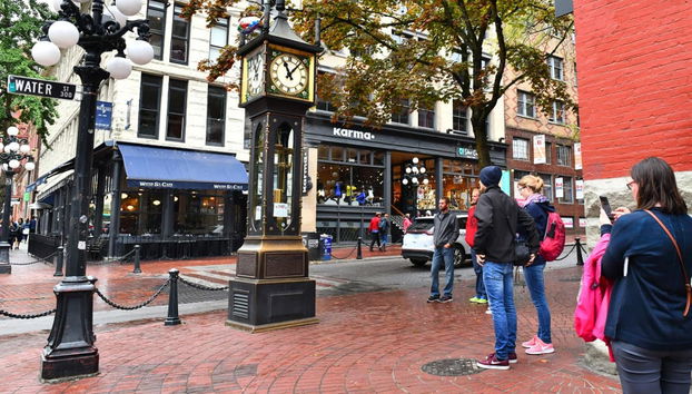 Vancouver Sightseeing Bus - Photo 4