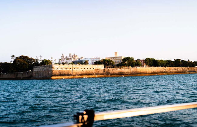 Cádiz Sunset Catamaran Tour - Foto 7