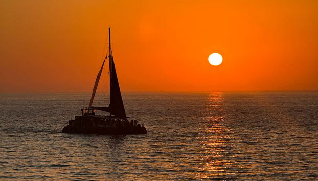 Cádiz Sunset Catamaran Tour - Foto 5