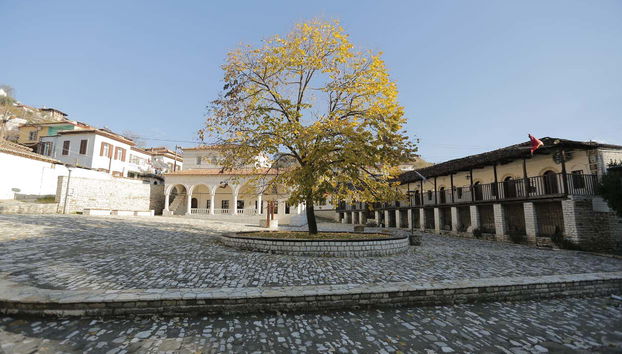 Exploraremos las calles de Berat