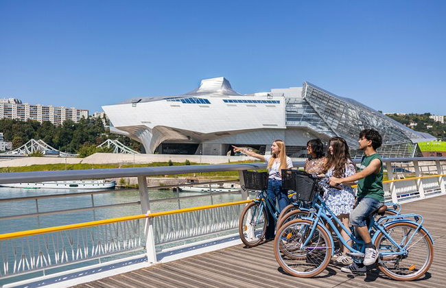 Tour della città in bicicletta con ComhiC - I punti salienti - 3h - Foto 2