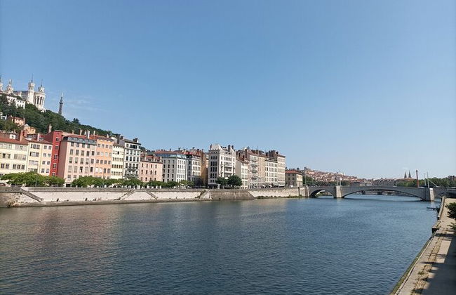 Private tour of old Lyon - 2 hours - Photo 7