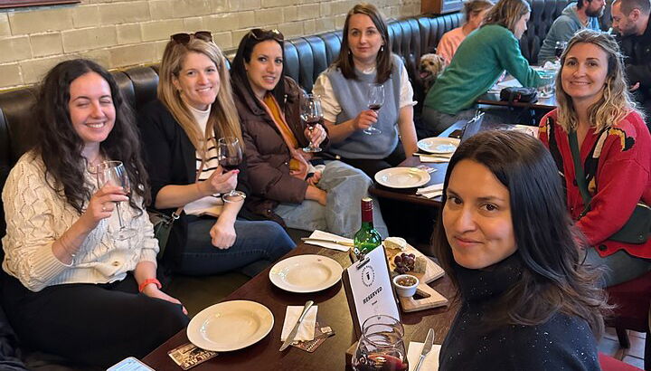 Um sabor de Cottonopolis de Manchester com refeições, bebidas e guia - Foto 1