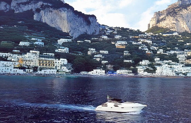 Transfer a Capri - Foto 12