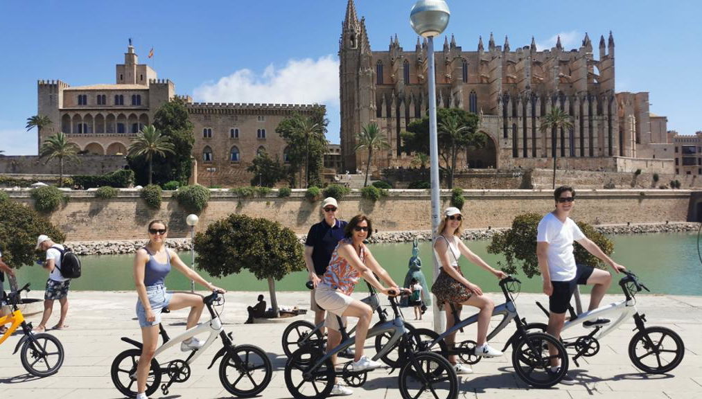 Explore Palma de Mallorca Historical E-Bike Tour (3 hours) - Photo 1