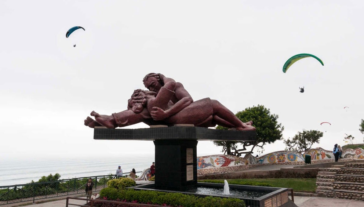 Miraflores E-Scooter Tour - Photo 1