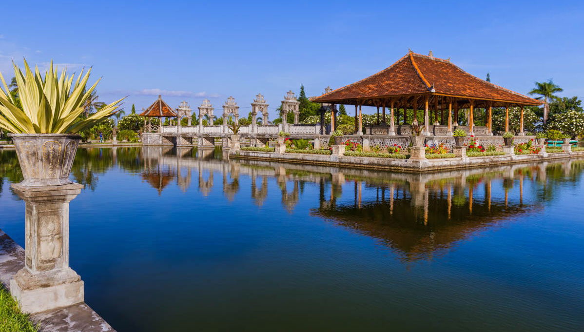Taman Ujung & Tirta Gangga Foating Palaces Private Tour - Foto 1