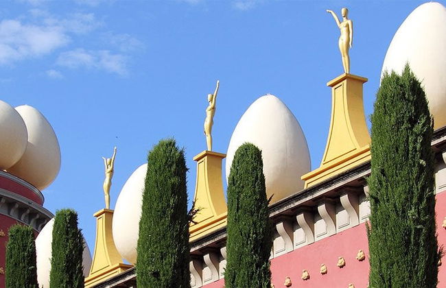 Girona, Figueres & Dali Museum Day Trip - Photo 2