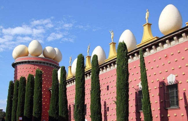 Dali Museum of Figueres & Girona Tour - Foto 1