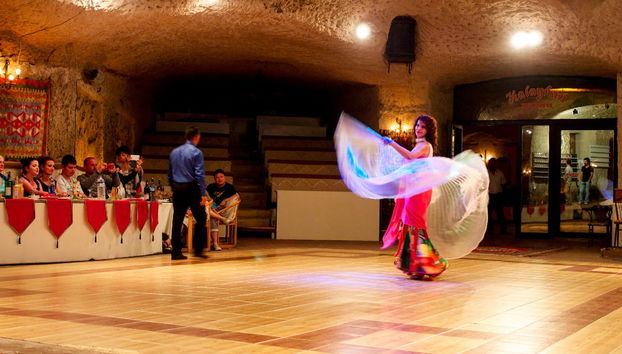 Dinner & Folk Show in a Cave - Photo 2