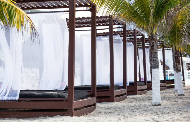 Bora Bora Beach Day Trip - Photo 3