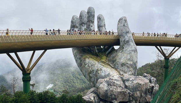 Excursión privada a la Colina de Ba Na y Puente Dorado - Foto 2