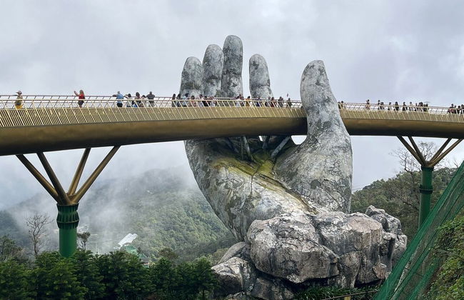 Excursión privada a la Colina de Ba Na y Puente Dorado - Foto 2