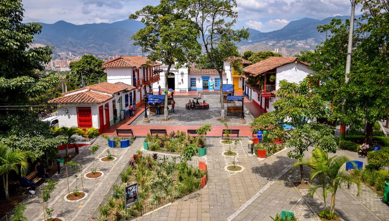 Medellin Bus Tour - Photo 1