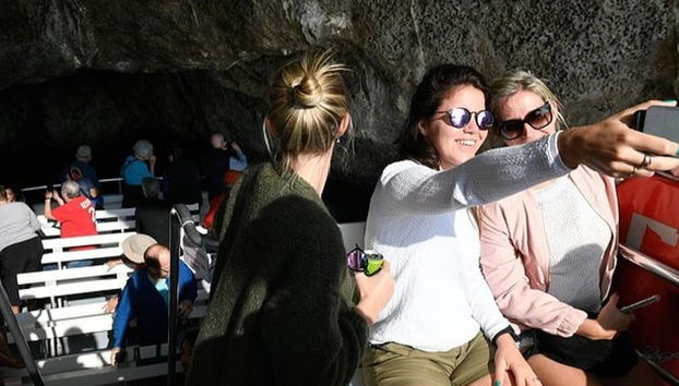 Capri Day Trip + White & Green Grottos - Foto 3