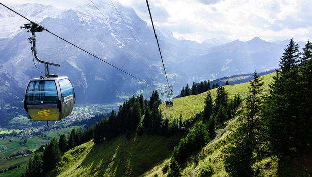 Téléphérique au Mont First - Photo 2