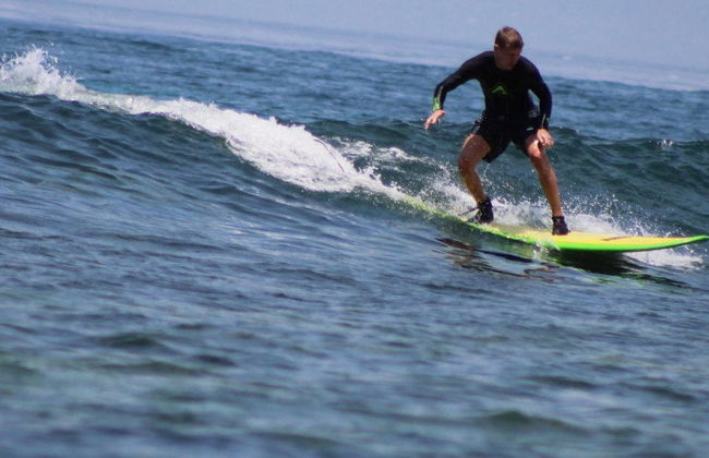 Curso de surf en Nusa Lembongan - Foto 8